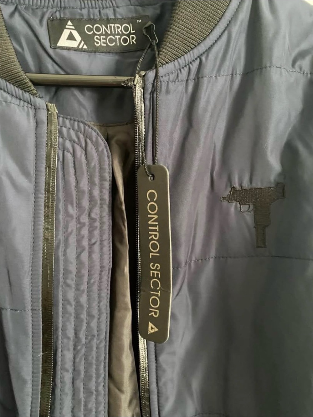 Men's Navy Quilted Bomber Jacket - control sector nyc - Picture 5 of 7